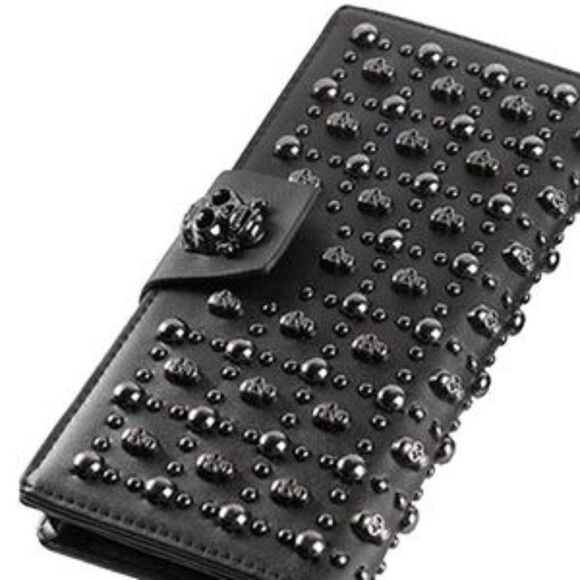 Skull Studded Purses Genuine Leather Wallet - Picture 1 of 5